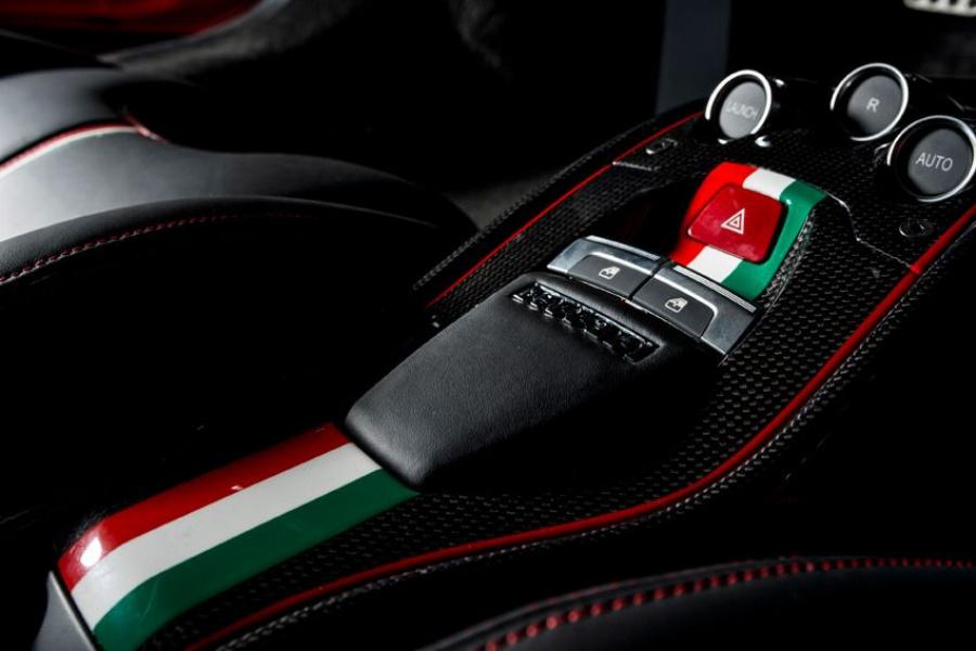  Ferrari 458 Italia Niki Lauda Edition 2014 года  (фото 5 из 6)